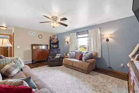 Living - 587 Stealth Ln, Box Elder, SD 57719 photo 4 of 6