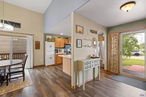 587 Stealth Ln, Box Elder, SD 57719 photo 4