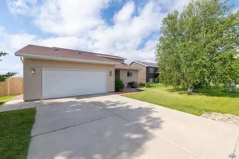 587 Stealth Ln, Box Elder, SD 57719 photo 26