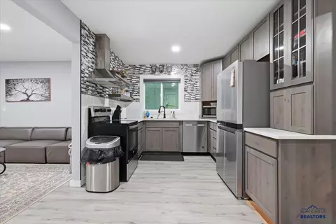 Kitchen - 20953 Maitland Rd, Lead, SD 57754 photo 1 of 1