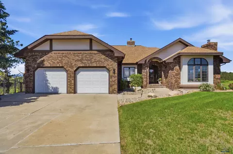 1348 Panorama Cir, Rapid City, SD 57701