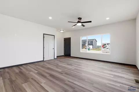 518 Alpha Ave, Box Elder, SD 57719 photo 3