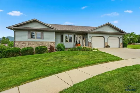 Exterior - 1809 Buckboard Ct, Spearfish, SD 57783 photo 2 of 3