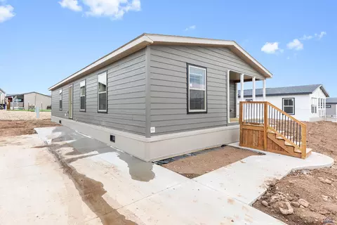1661 E 133 E Philadelphia #HOME 133, Rapid City, SD 57701