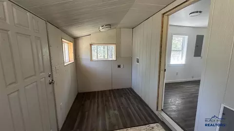 Entry Way - 703 4th Ave, Edgemont, SD 57735 photo 1 of 2