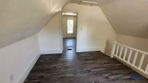 Entry Way - 703 4th Ave, Edgemont, SD 57735 photo 2 of 2