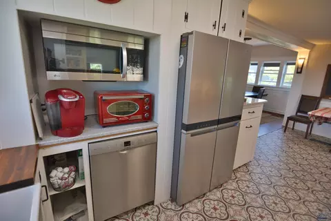 Kitchen - 7009 Juniper, Black Hawk, SD 57718 photo 4 of 5
