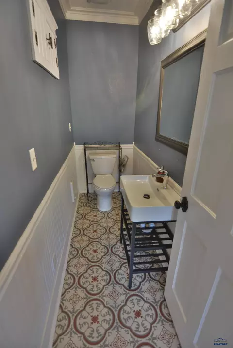Bath - 7009 Juniper, Black Hawk, SD 57718 photo 1 of 6