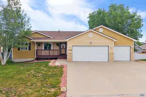168 Savoy Cir, Rapid City, SD 57701
