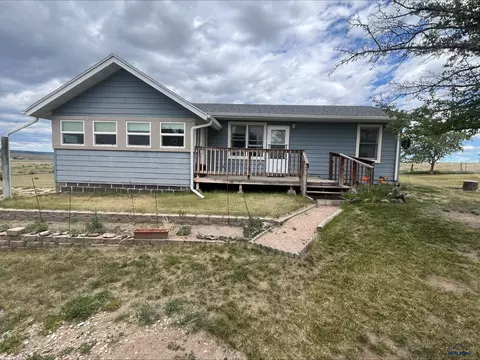 27932 Hwy 385, Hot Springs, SD 57747