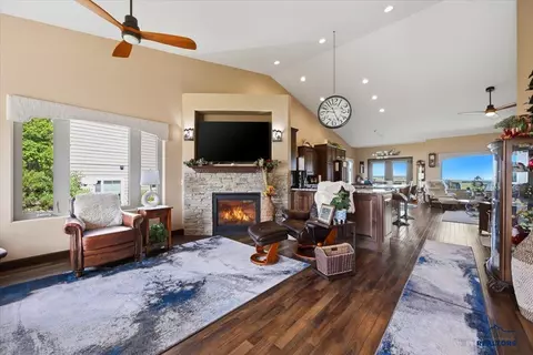 Living - 8040 Brooks Loop, Spearfish, SD 57783 photo 2 of 3