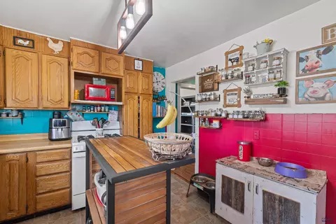 Kitchen - 821 Montgomery, Custer, SD 57730 photo 3 of 3