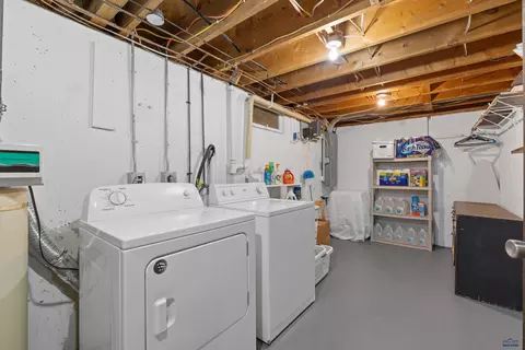 1004 E St #E STREET, Edgemont, SD 57735 photo 22