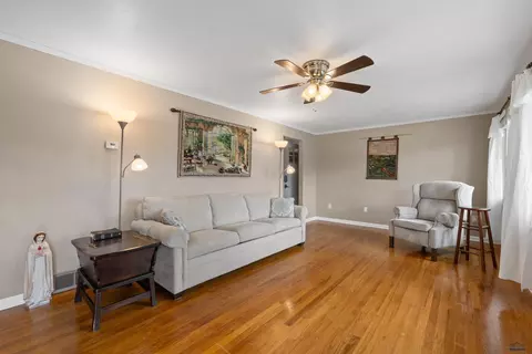 1004 E St #E STREET, Edgemont, SD 57735 photo 6