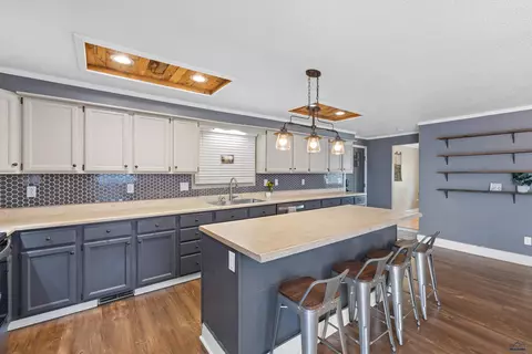 1004 E St #E STREET, Edgemont, SD 57735 photo 10