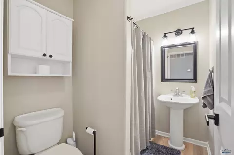 Bath - 2414 Windmill Dr, Spearfish, SD 57783 photo 3 of 5