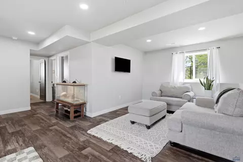 657 Rachel Ln, Box Elder, SD 57719 photo 24