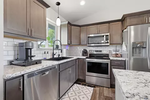 657 Rachel Ln, Box Elder, SD 57719 photo 13
