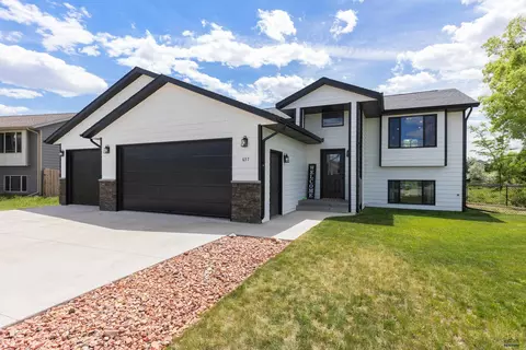657 Rachel Ln, Box Elder, SD 57719 photo 2
