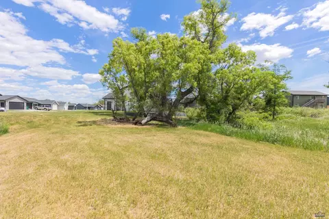 657 Rachel Ln, Box Elder, SD 57719 photo 8