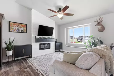 657 Rachel Ln, Box Elder, SD 57719 photo 9