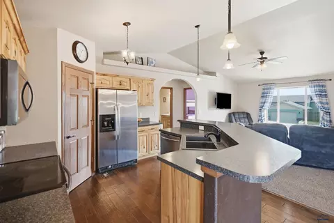 817 Lone Soldier Rd, Box Elder, SD 57719 photo 7
