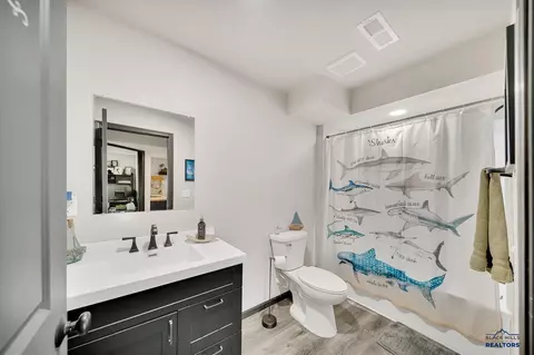 Bath - 652 Rachel Ln, Box Elder, SD 57719 photo 3 of 3