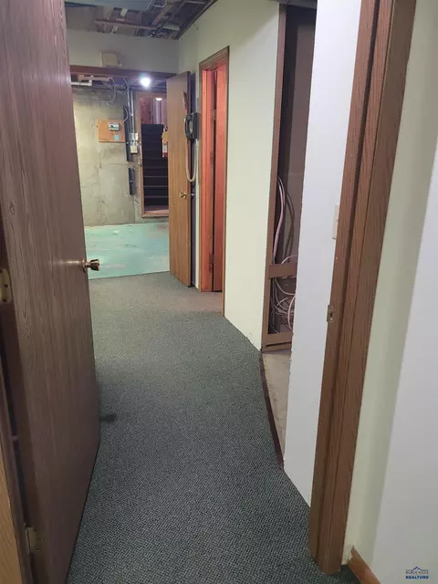 525 W 6th St, Winner, SD 57580 photo 25