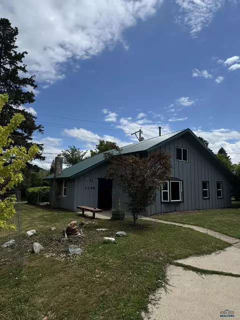 1146 St Joe St, Spearfish, SD 57783 photo 3