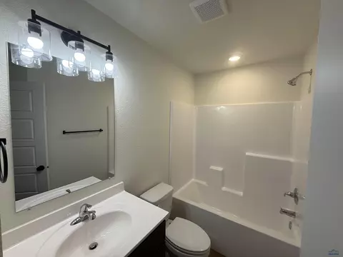 Bath - 445 Yelner Dr, Box Elder, SD 57719 photo 1 of 3