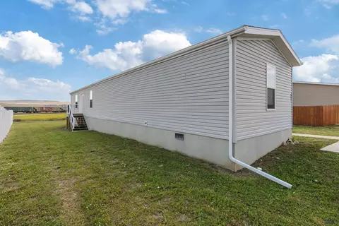 987 Bennington Dr, Box Elder, SD 57719 photo 5