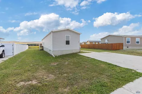 987 Bennington Dr, Box Elder, SD 57719 photo 4