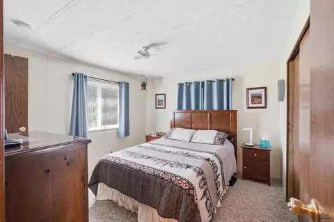 Bedroom - 25961 Red Star Dr, Custer, SD 57730 photo 1 of 7