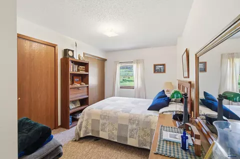 Bedroom - 25961 Red Star Dr, Custer, SD 57730 photo 6 of 7