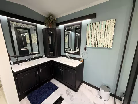 Bath - 5913 Creek Dr, Black Hawk, SD 57718 photo 3 of 4