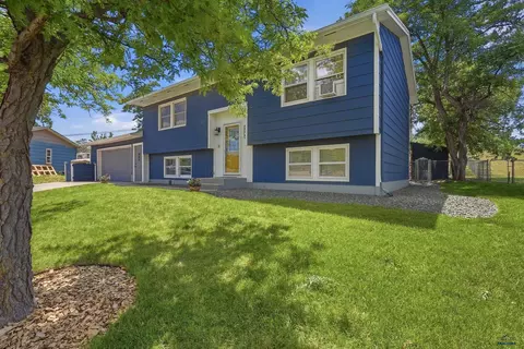 5805 W Elmwood Dr, Black Hawk, SD 57718