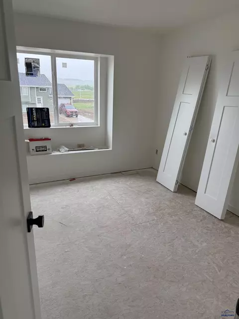 Bedroom - 868 Yorktown Blvd, Box Elder, SD 57719 photo 1 of 3