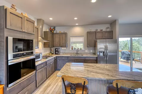 Kitchen - 26692 Maverick Way, Custer, SD 57730 photo 2 of 2