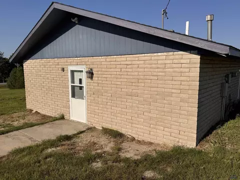 103 E State St, Martin, SD 57551 photo 4