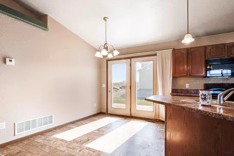 716 Old Cavalry Rd, Box Elder, SD 57719 photo 8