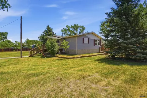 112 Westside Dr, Box Elder, SD 57719 photo 5