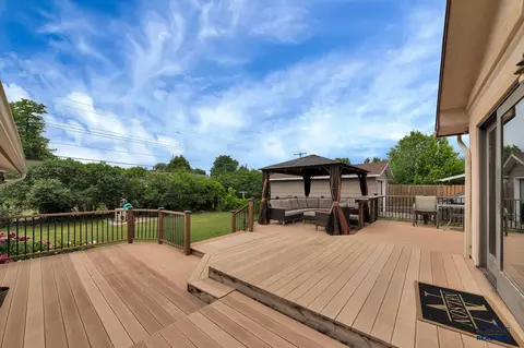 2337 Janet St, Rapid City, SD 57702