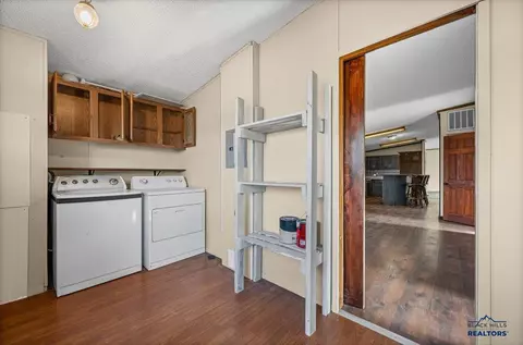 300 E Main St, Hermosa, SD 57744 photo 17