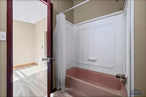 300 E Main St, Hermosa, SD 57744 photo 24