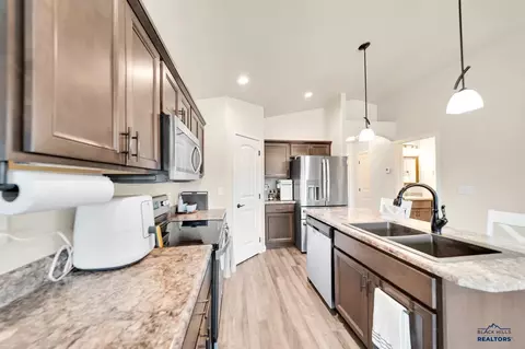 648 Liberty Park Dr, Box Elder, SD 57719 photo 4