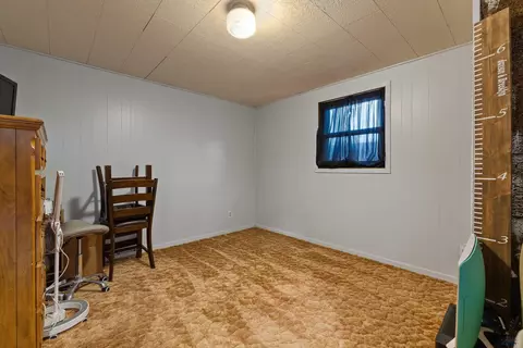 Bedroom - 520 Bluebird Dr, Box Elder, SD 57719 photo 4 of 4