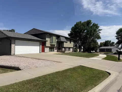 810 Sycamore, Rapid City, SD 57701