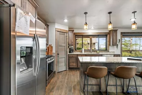 Kitchen - 21183 Lost Camp Trl, Lead, SD 57754 photo 2 of 3