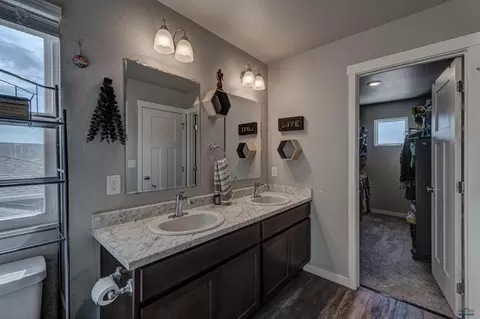 Bath - 412 Henry Potter Rd, Box Elder, SD 57719 photo 3 of 4