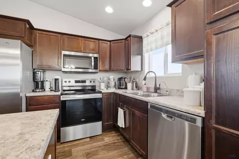 Kitchen - 21922 Royal Run, Box Elder, SD 57719 photo 1 of 2